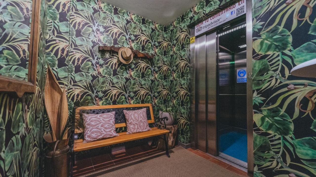 סנשנשו Peregrina Hotel מראה חיצוני תמונה